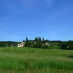 Scenic With Pool Apartmán *